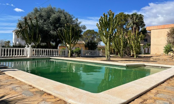 Revente - Villa Individuelle -
Orihuela Costa - Villamartín