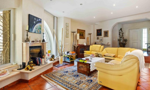 Återförsäljning - Fristående villa -
Cabo Roig - MUY CERCA DE LA PLAYA