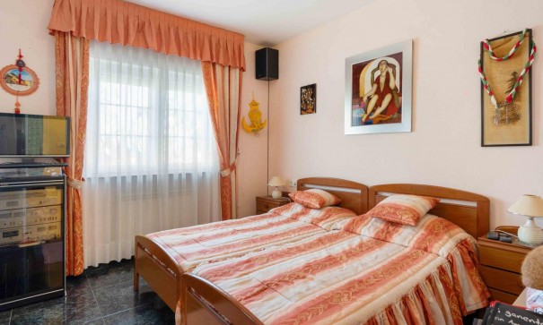 Återförsäljning - Fristående villa -
Cabo Roig - MUY CERCA DE LA PLAYA