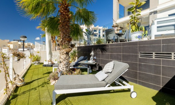 Återförsäljning - Lägenhet lägenhet -
Orihuela Costa - Villamartín