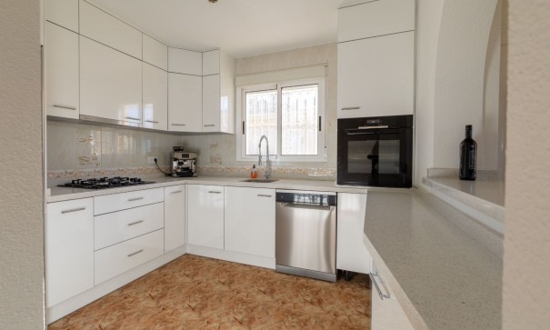 Återförsäljning - Fristående villa -
Benijofar