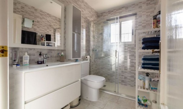 Återförsäljning - Fristående villa -
Benijofar