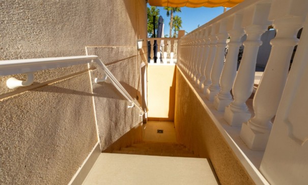 Återförsäljning - Fristående villa -
Benijofar