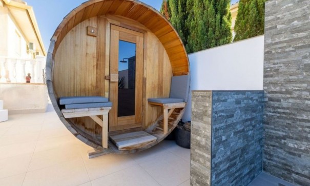 Återförsäljning - Fristående villa -
Benijofar