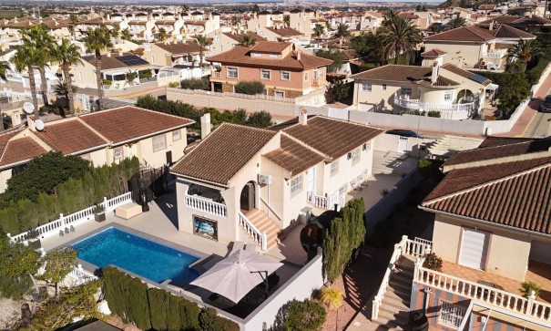 Återförsäljning - Fristående villa -
Benijofar