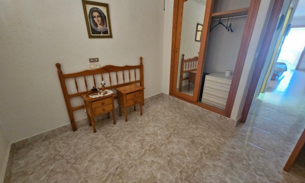 Resale - Wohnung Appartement -
Guardamar del Segura - Urbanizaciones