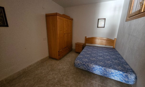 Resale - Wohnung Appartement -
Guardamar del Segura - Urbanizaciones