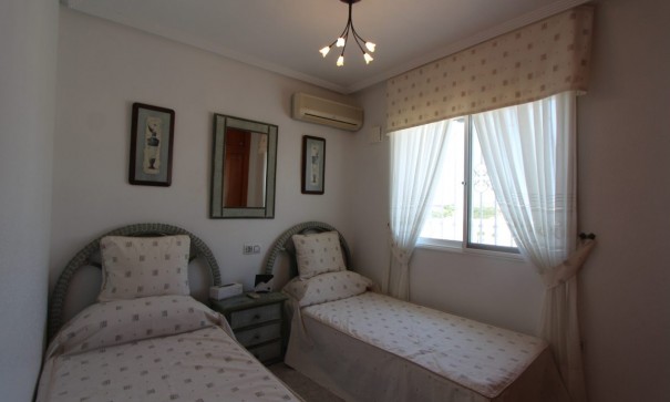 Herverkoop - Vrijstaande Villa -
Villamartín