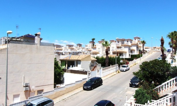 Herverkoop - Vrijstaande Villa -
Villamartín