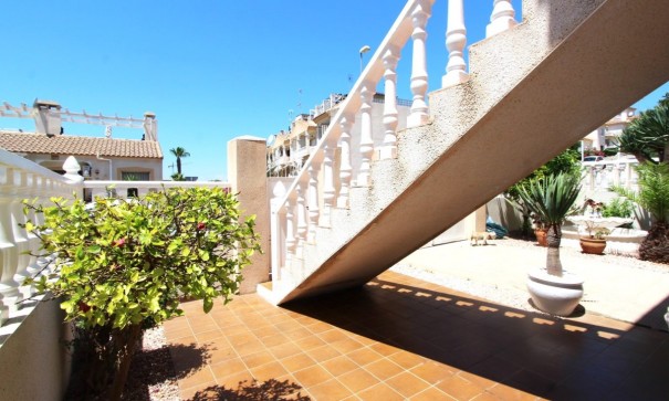 Herverkoop - Vrijstaande Villa -
Villamartín