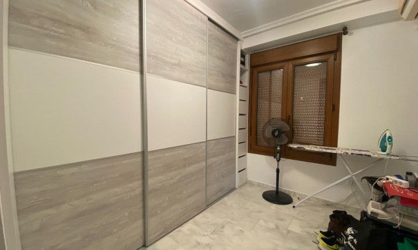 Videresalg - Byhus -
Algorfa - Algorfa (La Finca Golf)