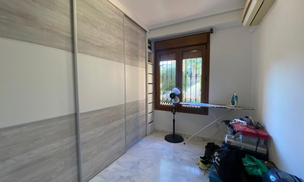 Videresalg - Byhus -
Algorfa - Algorfa (La Finca Golf)