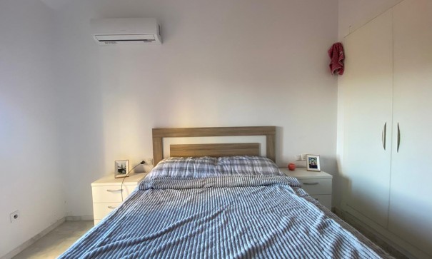 Videresalg - Byhus -
Algorfa - Algorfa (La Finca Golf)