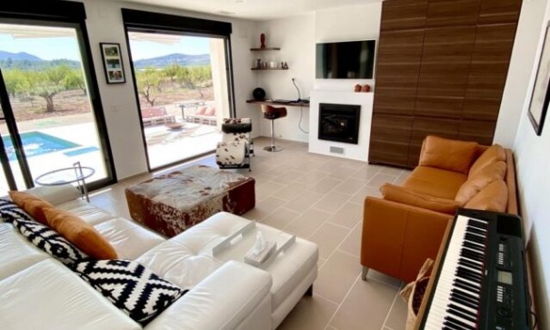 Revente - Villa Individuelle -
Hondón de las Nieves