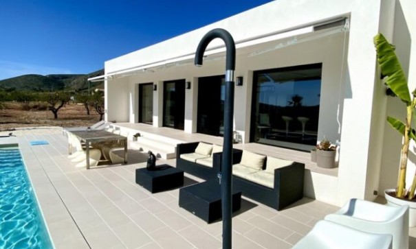 Revente - Villa Individuelle -
Hondón de las Nieves