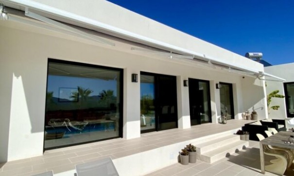 Revente - Villa Individuelle -
Hondón de las Nieves