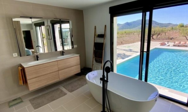 Revente - Villa Individuelle -
Hondón de las Nieves