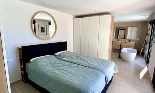 Revente - Villa Individuelle -
Hondón de las Nieves