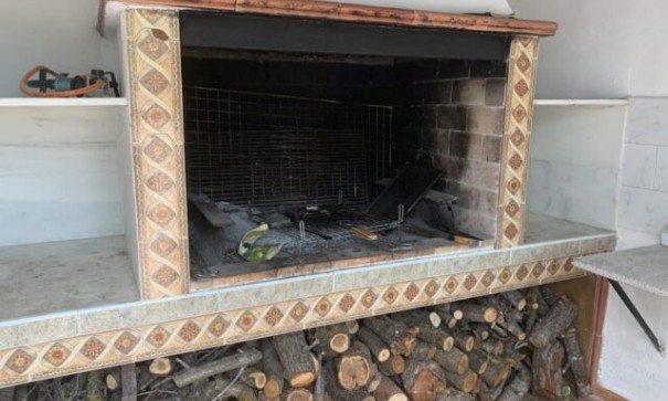 Venta - Chalet Independiente -
Pinoso