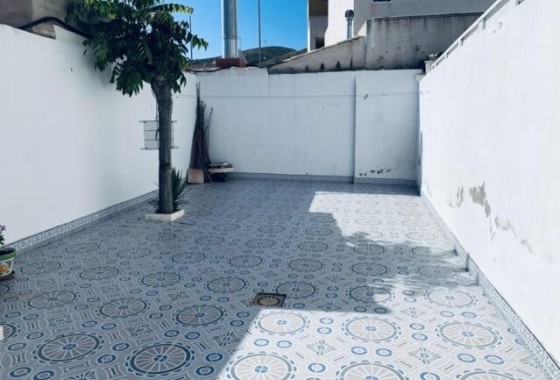 Revente - Maison de ville -
Hondón de los Fráiles