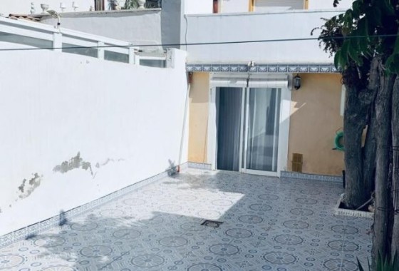 Revente - Maison de ville -
Hondón de los Fráiles