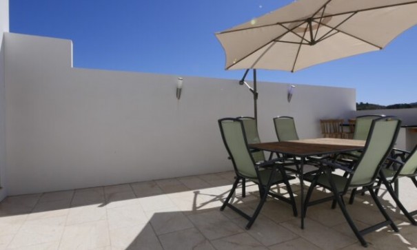 Herverkoop - Vrijstaande Villa -
La Romana