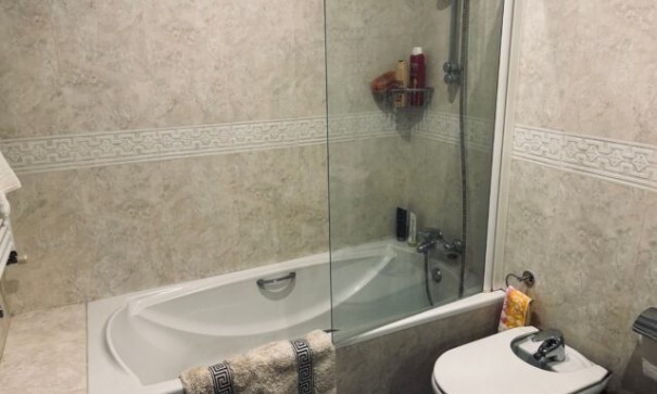 Återförsäljning - Radhus -
Monóvar