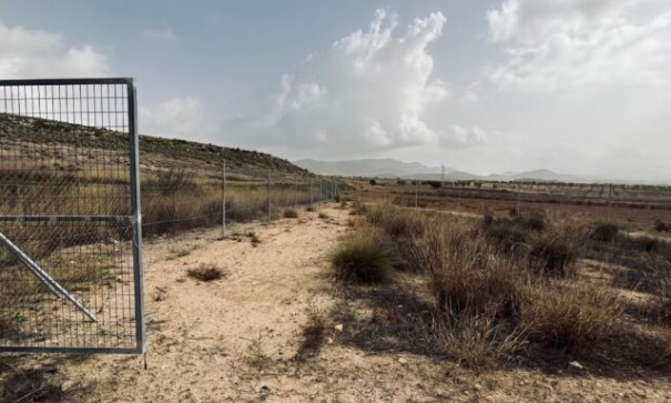 Venta - Parcela Terreno -
Torre del Rico
