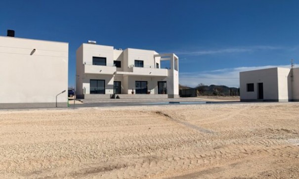 Herverkoop - Vrijstaande Villa -
Pinoso