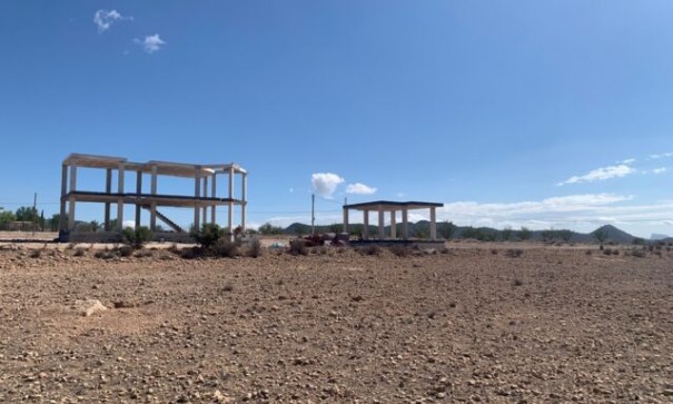 Herverkoop - Vrijstaande Villa -
Pinoso