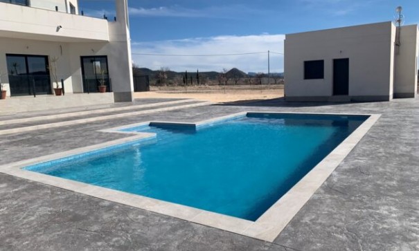 Herverkoop - Vrijstaande Villa -
Pinoso