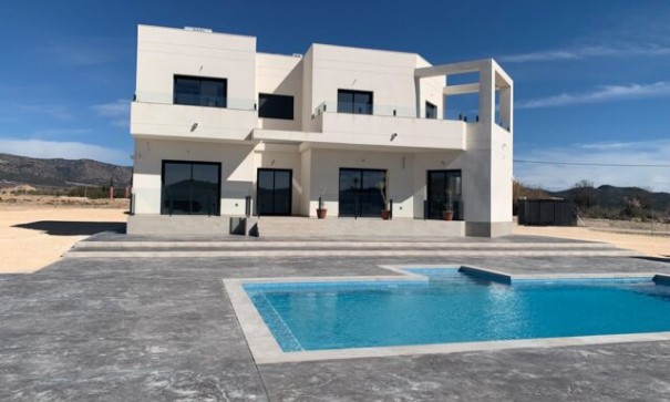 Herverkoop - Vrijstaande Villa -
Pinoso