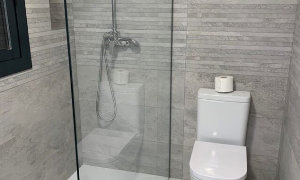 Herverkoop - Vrijstaande Villa -
Pinoso