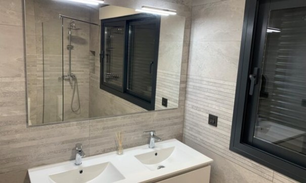 Herverkoop - Vrijstaande Villa -
Pinoso