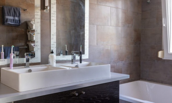 Venta - Chalet Independiente -
Biar