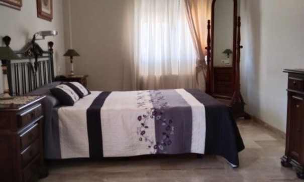 Sprzedaż - Willa wolnostojąca -
Monóvar