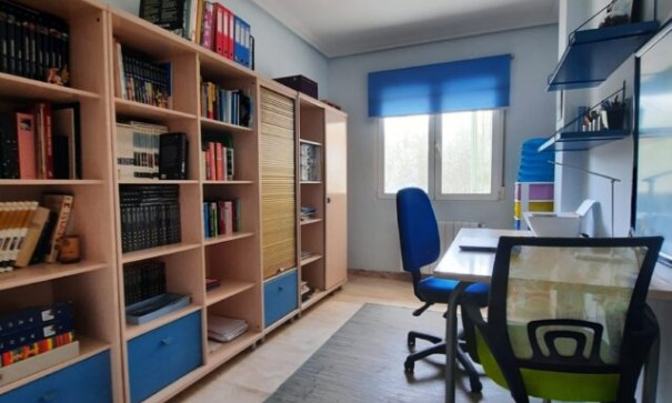 Sprzedaż - Willa wolnostojąca -
Monóvar