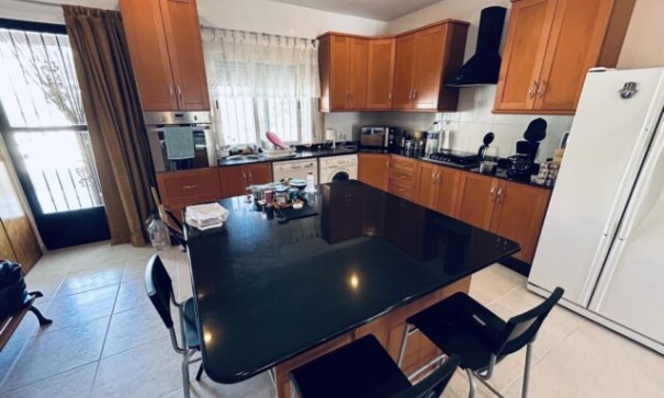 Venta - Chalet Independiente -
Fortuna