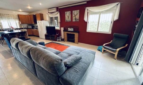 Venta - Chalet Independiente -
Fortuna