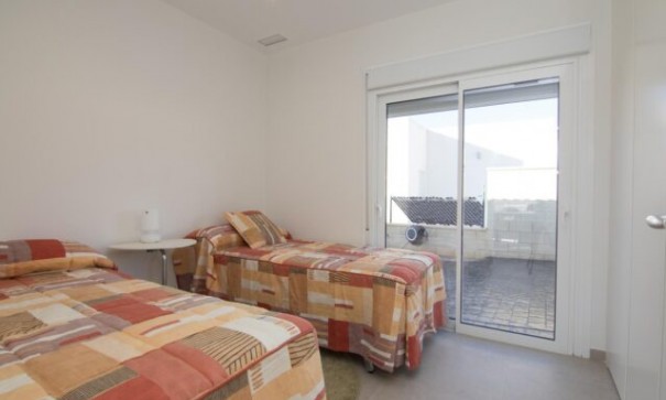 Resale - Freistehende Villa -
Pinoso