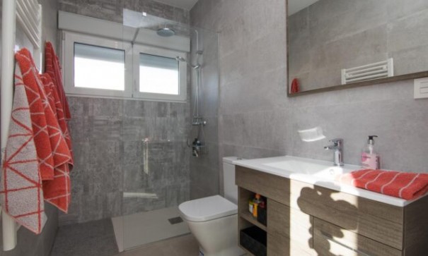 Resale - Freistehende Villa -
Pinoso