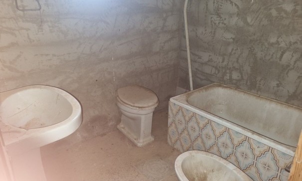 Videresalg - Finca landejendom -
La Romana