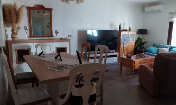 Sale - Semi Detached Villa -
Novelda