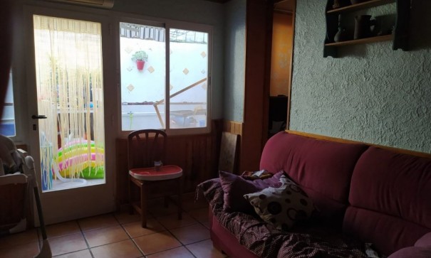 Sale - Semi Detached Villa -
Novelda