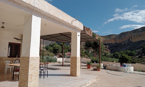 Resale - Finca Landgut -
Crevillente