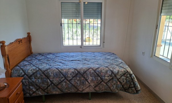 Herverkoop - Finca Landelijk pand -
Crevillente