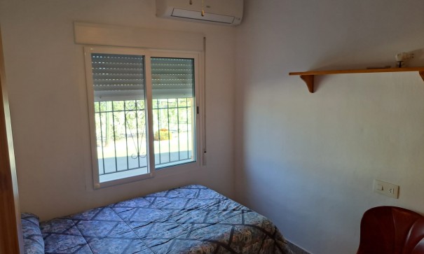 Herverkoop - Finca Landelijk pand -
Crevillente