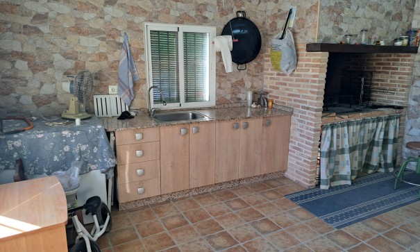 Herverkoop - Finca Landelijk pand -
Crevillente