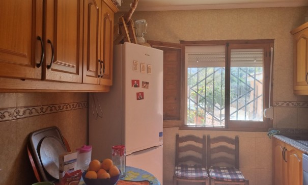 Herverkoop - Finca Landelijk pand -
Hondón de las Nieves