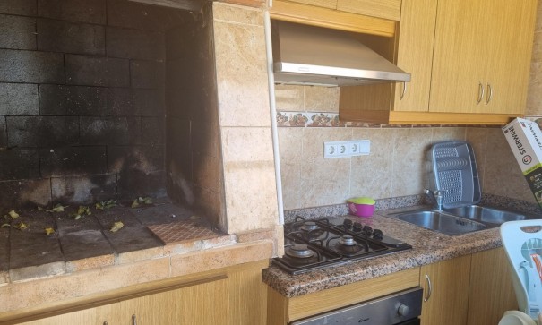 Herverkoop - Finca Landelijk pand -
Hondón de las Nieves